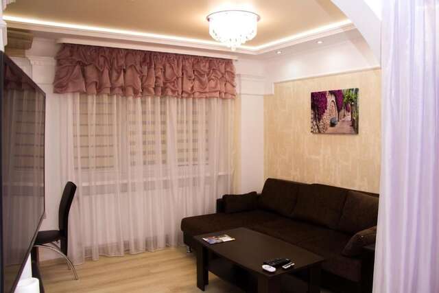 Апартаменты Apartment on "MirGorod"  Брест-29